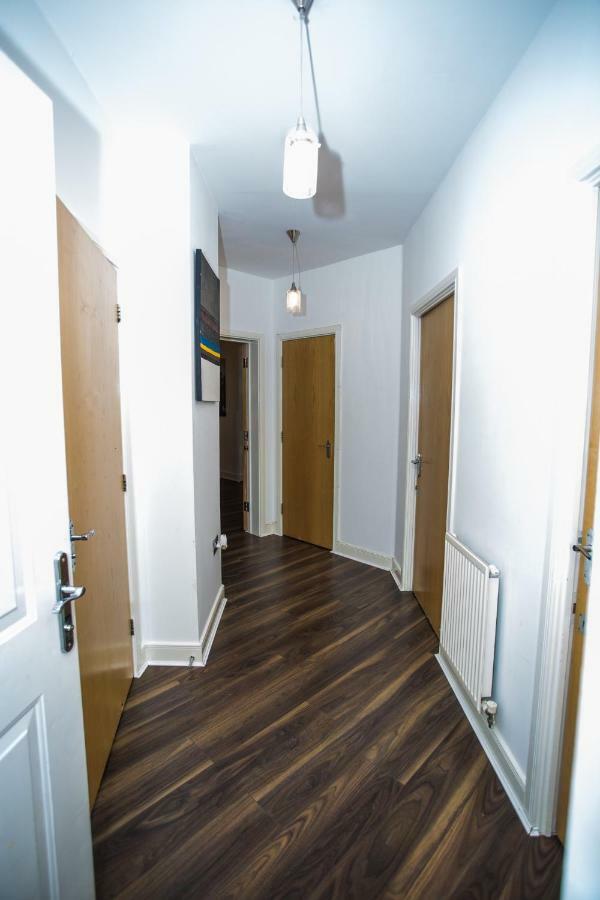 Modern 2 Bedroom Apartamento