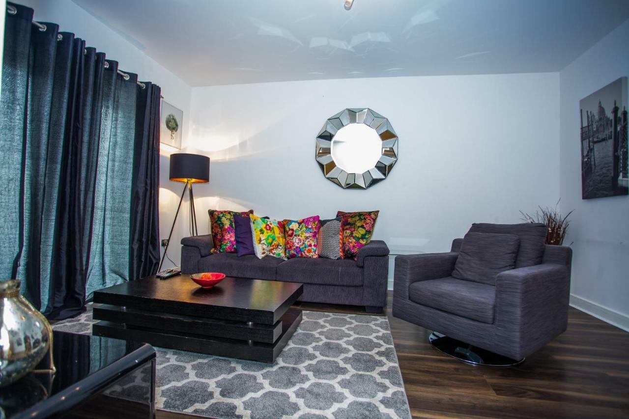Modern 2 Bedroom Apartamento